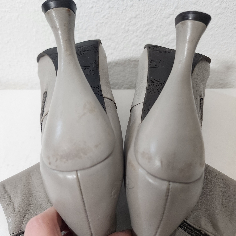 John Fluevog Leather Ankle Boots Gray High Heel Zip Made in Portugal Size 10 - Picture 9 of 9
